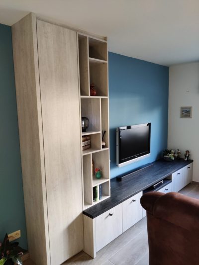 Tv meubel in Pelt